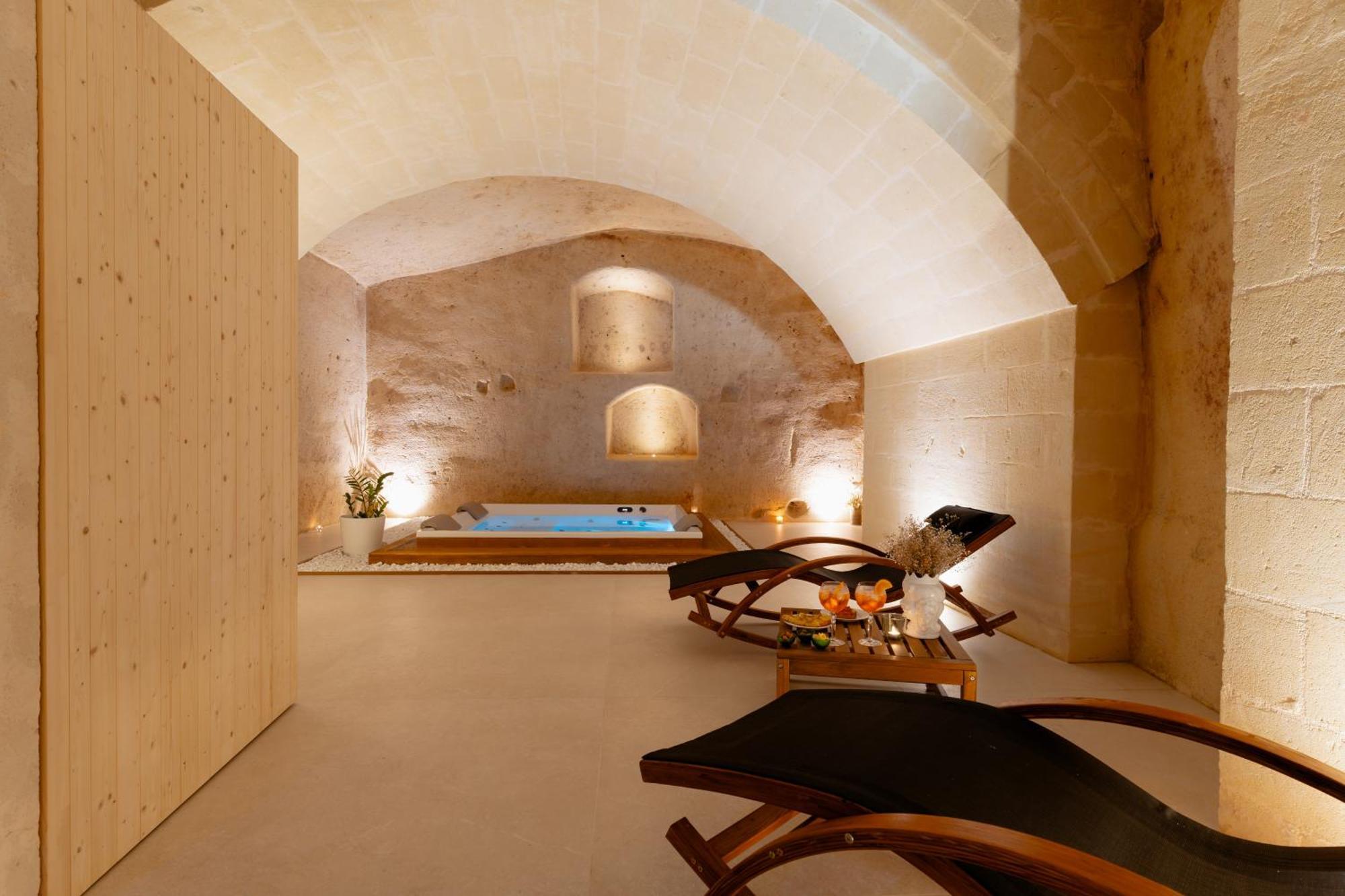 Endea Suite Rooms & Lounge Spa マテーラ エクステリア 写真